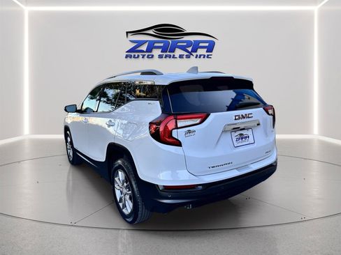 Used 2022 GMC Terrain SLT AWD/4WD image 4