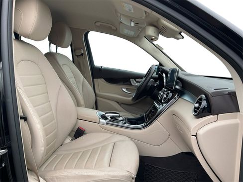 Used 2019 Mercedes-Benz GLC 43 AMG 4MATIC image 24