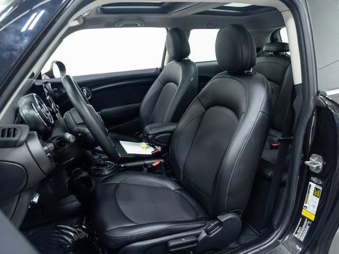 Used 2015 MINI Cooper 2-Door Hardtop FWD image 21