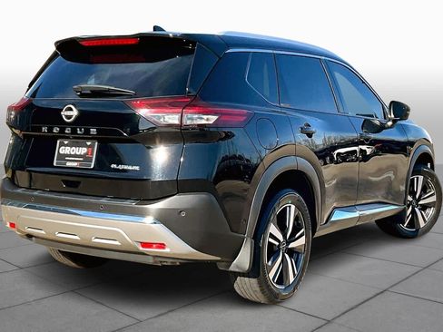 Used 2023 Nissan Rogue Platinum image 12