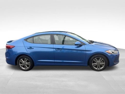Used 2018 Hyundai Elantra SEL FWD image 23