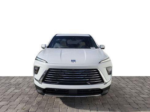 New 2026 Buick Enclave Preferred image 2