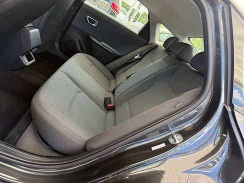 Used 2025 Kia K4 FWD image 23