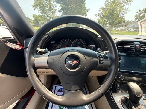Used 2008 Chevrolet Corvette Convertible w/ Preferred Equipment Group RWD image 12