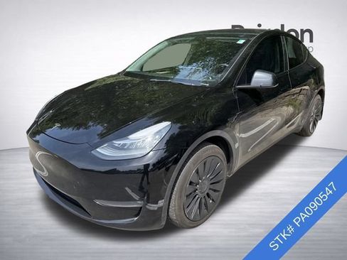Used 2023 Tesla Model Y Long Range AWD/4WD image 3