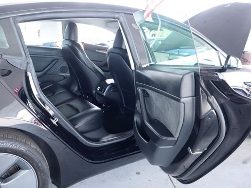 Used 2023 Tesla Model 3 Standard Range RWD image 33