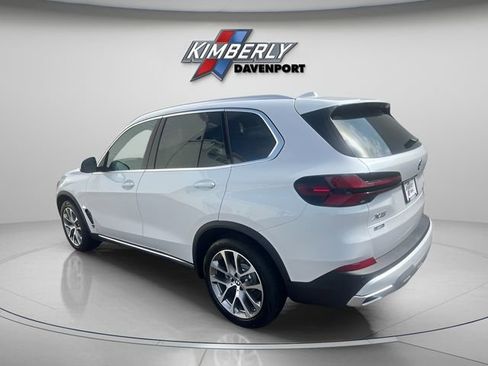 Certified 2026 BMW X5 xDrive40i AWD/4WD image 3