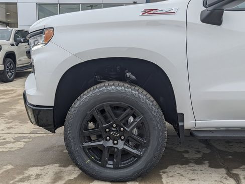 New 2026 Chevrolet Silverado 1500 LT Trail Boss w/ Convenience Package II image 10