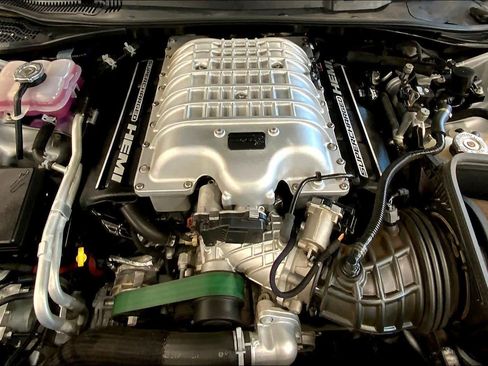 Used 2020 Dodge Challenger SRT Hellcat Redeye image 25