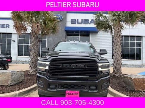 Used 2019 RAM 2500 Laramie w/ Black Appearance Package AWD/4WD image 2