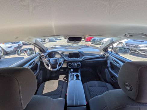 Used 2020 Chevrolet Blazer LT AWD/4WD image 9