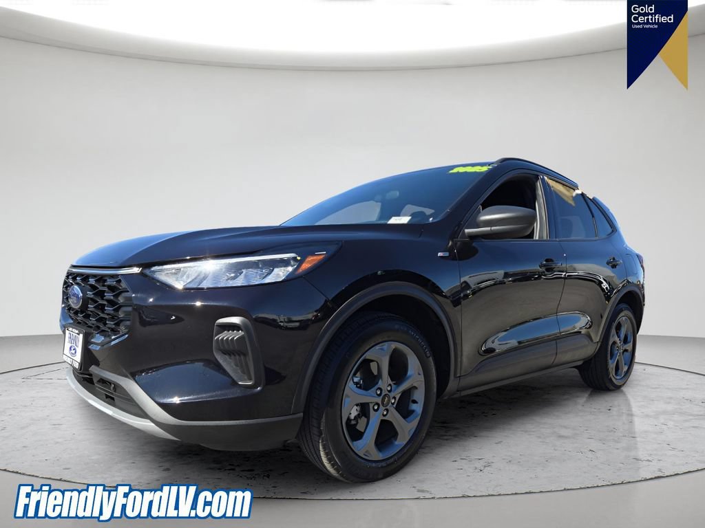 Certified 2025 Ford Escape ST-Line AWD/4WD image 2