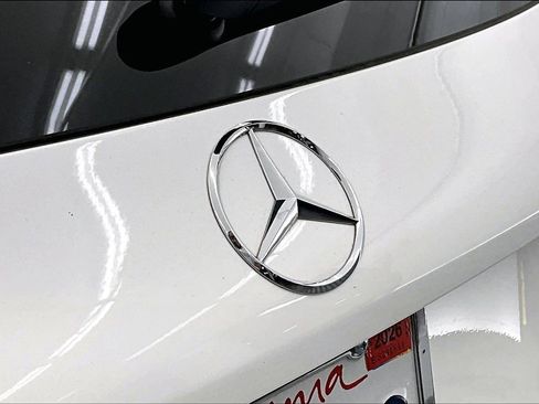 Used 2021 Mercedes-Benz GLC 300 image 7