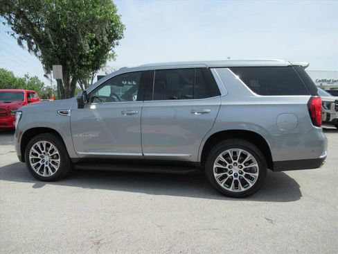 Certified 2025 GMC Yukon Denali AWD/4WD image 4