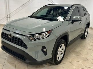Used 2021 Toyota RAV4 XLE w/ Convenience Package AWD/4WD video 1