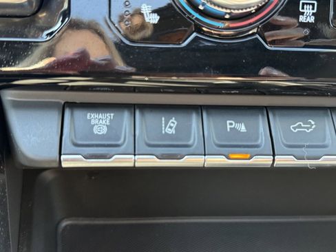 Used 2025 GMC Sierra 2500 Denali Ultimate image 38