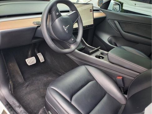 Used 2020 Tesla Model Y Performance AWD/4WD image 17