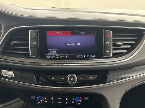 Certified 2024 Buick Enclave Premium image 41