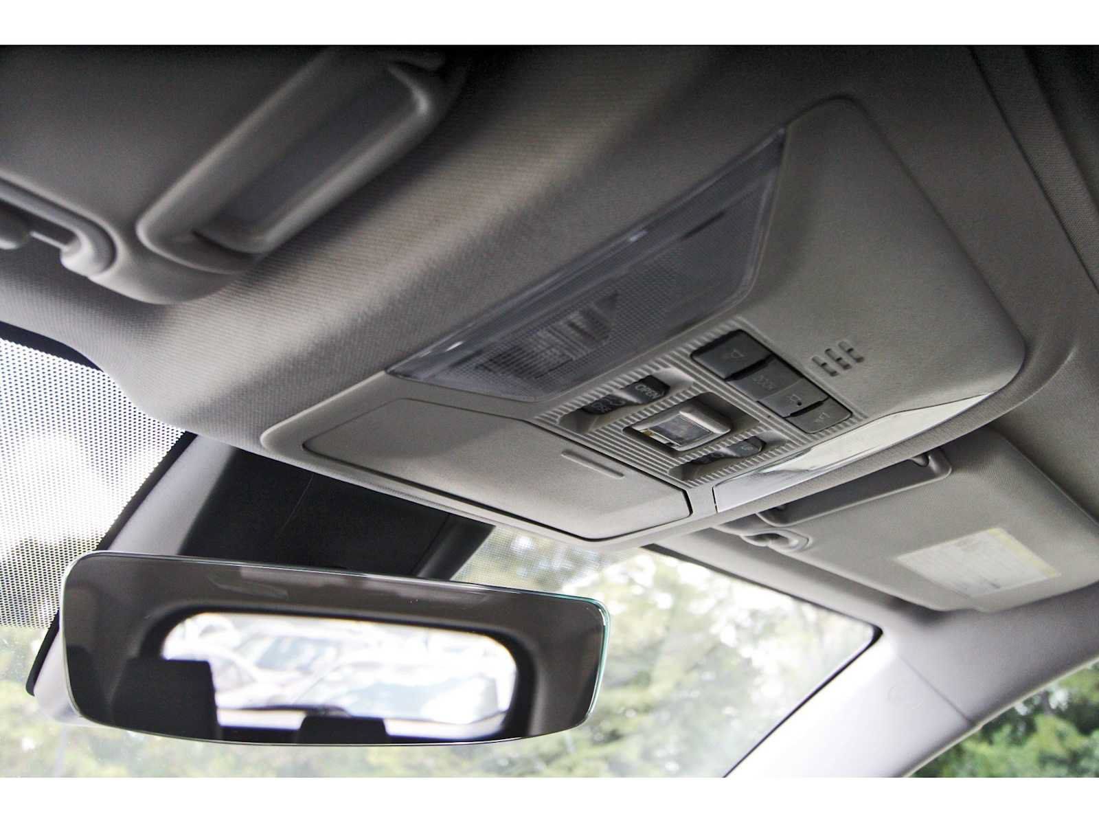 Used 2024 Toyota RAV4 XLE w/ Convenience Package FWD image 21