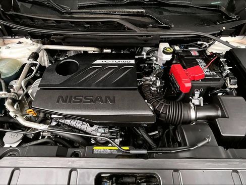 Used 2023 Nissan Rogue SV image 31