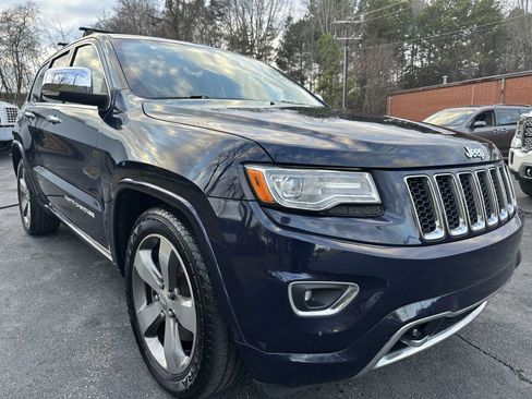 Used 2014 Jeep Grand Cherokee Overland w/ Advanced Technology Group image 2