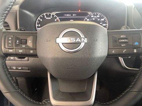 Used 2025 Nissan Rogue SV AWD/4WD image 30