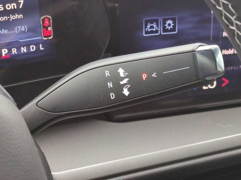 Used 2026 Chevrolet Traverse LT w/ Driver Confidence Package image 15