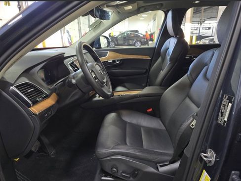 Used 2025 Volvo XC90 T8 Plus w/ Protection Package Premier image 14