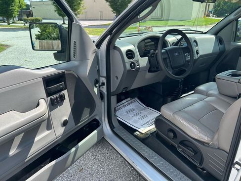 Used 2006 Ford F150 STX AWD/4WD image 10