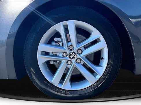 Used 2022 Toyota Corolla SE FWD image 31