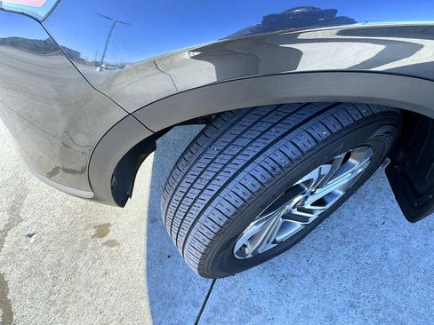 Certified 2023 Hyundai Santa Fe SEL w/ Premium Package image 23