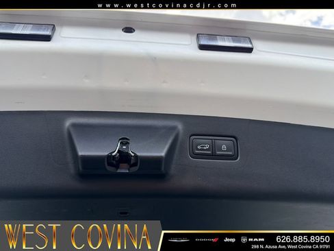 Used 2025 Hyundai Santa Fe SEL AWD/4WD image 18