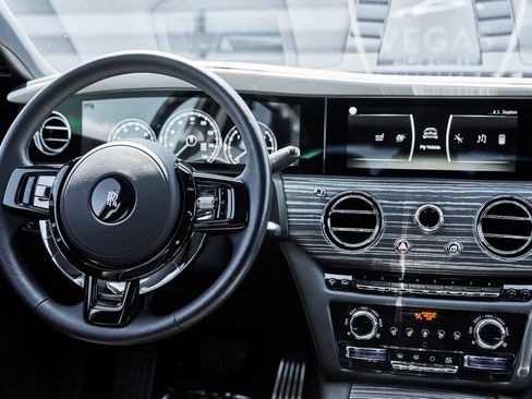 Used 2023 Rolls-Royce Ghost AWD/4WD image 53
