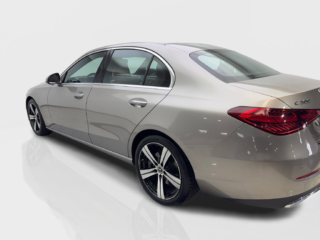 Used 2022 Mercedes-Benz C 300 Sedan image 16
