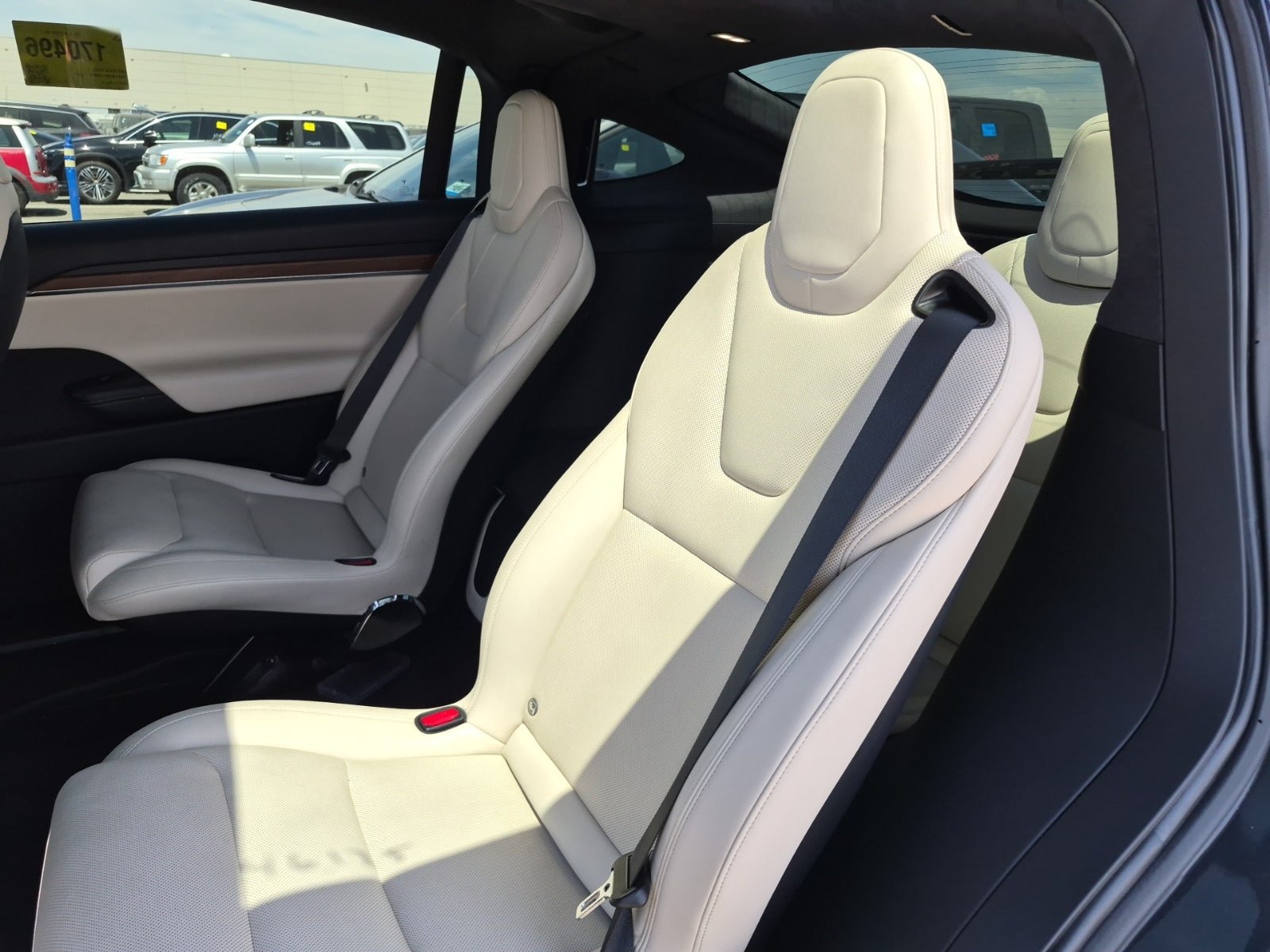 Used 2023 Tesla Model X AWD/4WD image 4