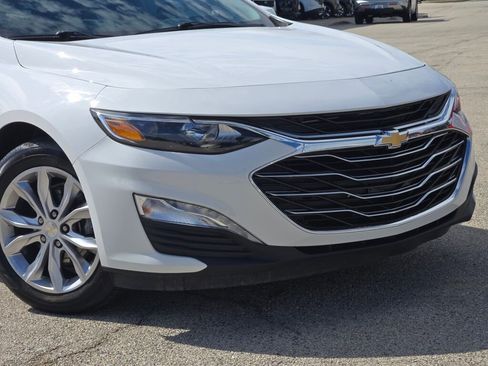 Used 2020 Chevrolet Malibu LT w/ Fleet LT Safety Plus Package image 3