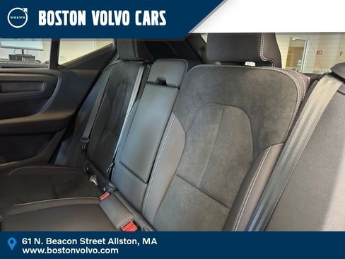 New 2026 Volvo XC40 B5 Ultra w/ Protection Package Premier AWD/4WD image 1