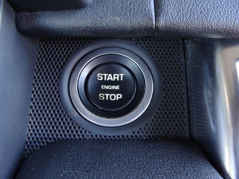 Used 2016 Land Rover Range Rover Sport HSE image 25