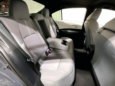 Certified 2025 Toyota Corolla SE FWD image 28