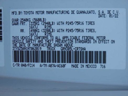 Used 2022 Toyota Tacoma SR5 image 31