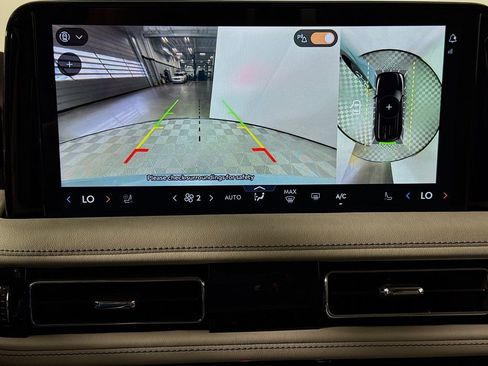 Used 2025 Lincoln Aviator Reserve w/ Illumination Package RWD image 14