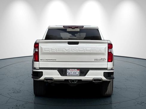 Used 2021 Chevrolet Silverado 1500 High Country w/ Technology Package AWD/4WD image 5
