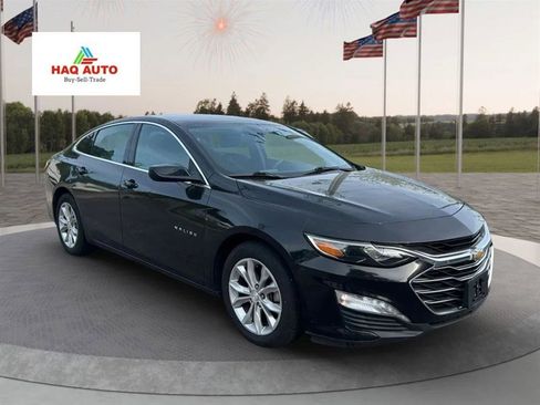 Used 2019 Chevrolet Malibu LT image 3