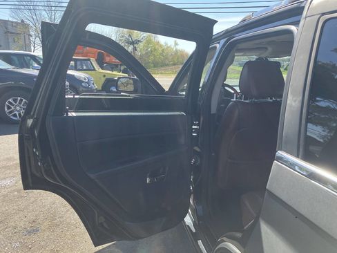 Used 2008 Jeep Grand Cherokee Overland image 19