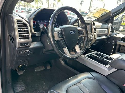 Used 2019 Ford F450 Platinum w/ Platinum Ultimate Package AWD/4WD image 22