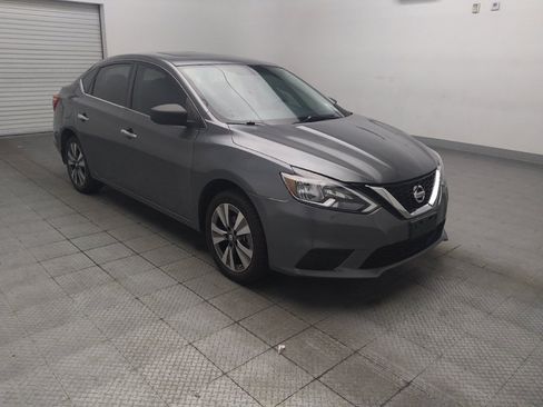 Used 2019 Nissan Sentra SV w/ Special Edition Package FWD image 13