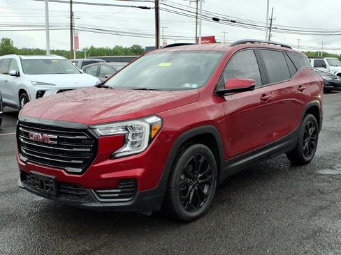 Certified 2022 GMC Terrain SLE w/ Driver Convenience Package AWD/4WD image 8