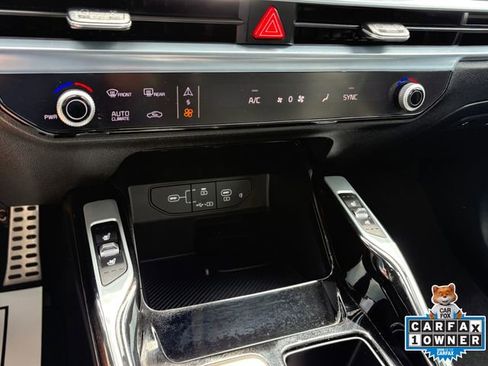 Used 2024 Kia Sorento SX image 15