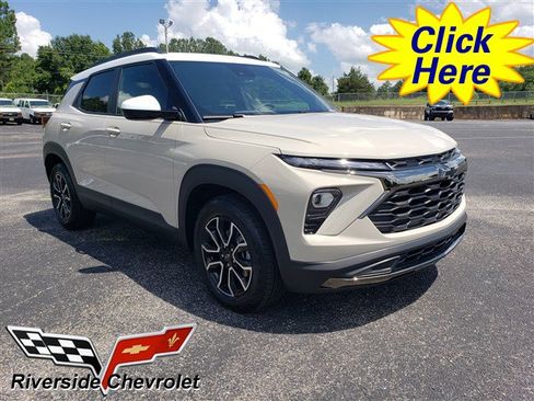 Used 2026 Chevrolet TrailBlazer ACTIV w/ Convenience Package FWD image 1