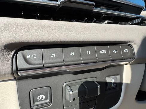 New 2026 Cadillac Escalade ESV Platinum Luxury w/ LPO, Radiant Package AWD/4WD image 13